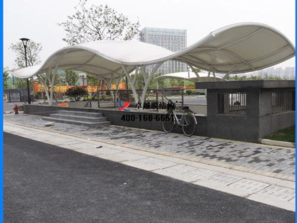 鶴壁膜結(jié)構地下車庫出入口【鶴壁市華星電子有限公司等】設計施工案例