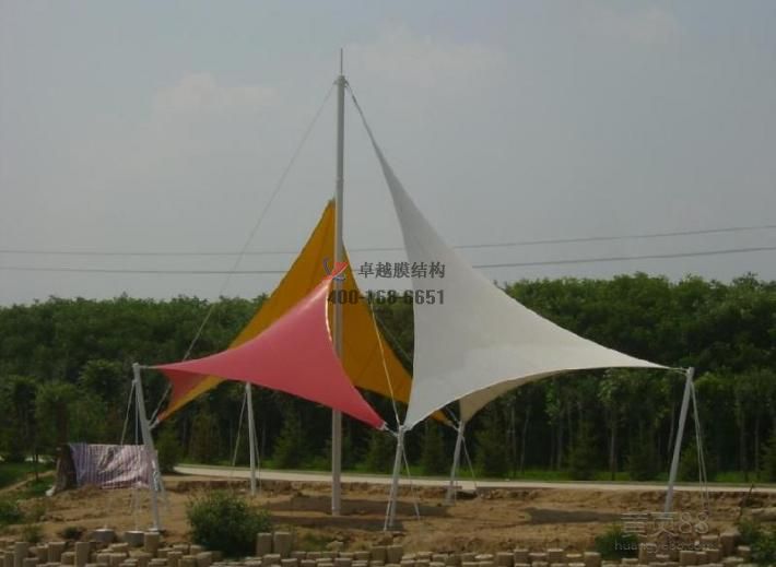 臨沂張拉<font color='red'>膜結(jié)構(gòu)景觀</font>設(shè)計(jì)施工【案例圖片】