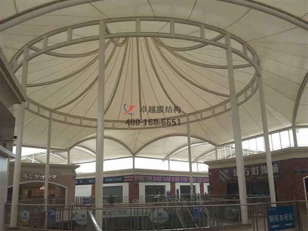 六安市膜結(jié)構(gòu)商場(chǎng)頂蓋【生產(chǎn)廠家】六安市步行街入口大門膜結(jié)構(gòu)遮陽(yáng)棚公司