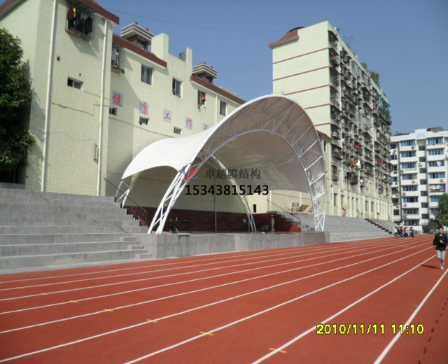  膜結(jié)構(gòu)看臺都是什么材質(zhì)的？