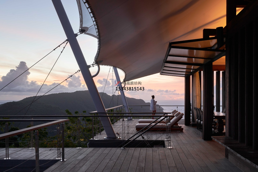 “<font color='red'>張拉膜結(jié)構(gòu)</font>” 過(guò)時(shí)了？不，是升級(jí)了！