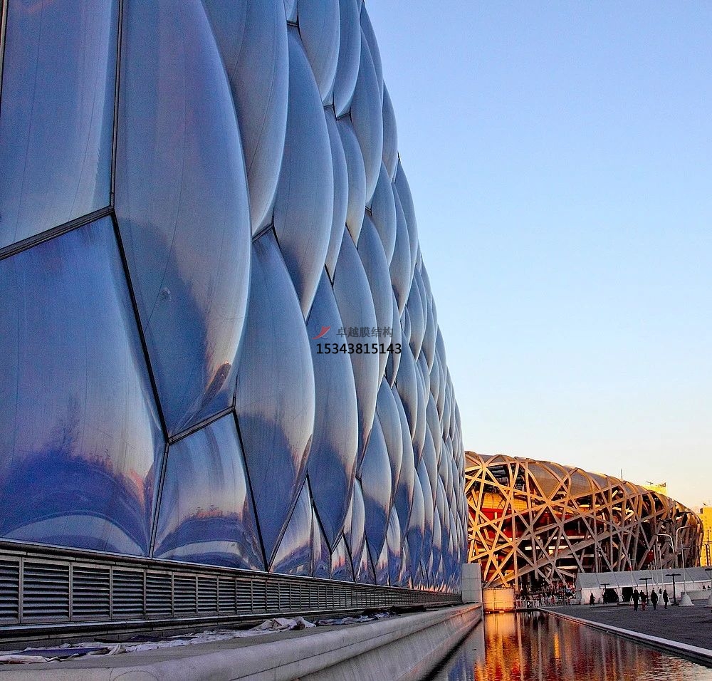 膜結(jié)構(gòu)立面，讓建筑更柔軟！