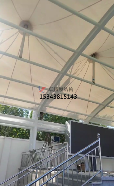 北京水利水電學(xué)校膜結(jié)構(gòu)主席臺(tái)