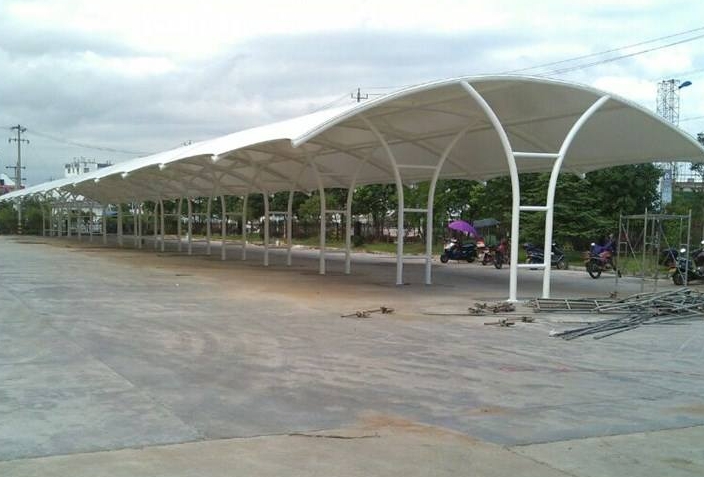 索<font color='red'>膜結(jié)構(gòu)車棚</font>定制需要怎么選擇生產(chǎn)廠家？