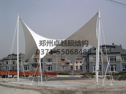 西安張拉膜遮陽棚生產(chǎn)廠家設(shè)計施工【西安航空學院張拉膜遮陽棚】等項目