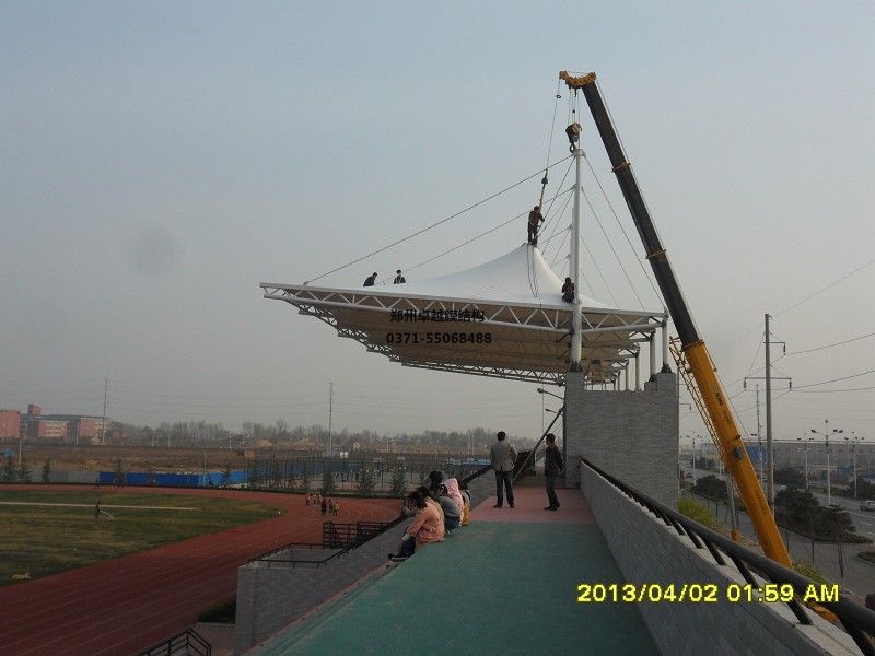 膜結(jié)構(gòu)出入口是如何安裝的？